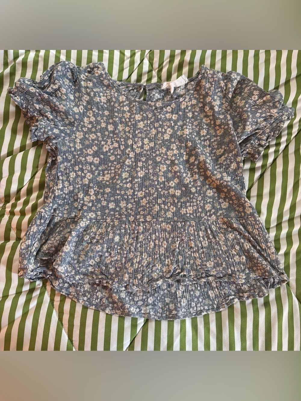 Women's Blue Floral Short-Sleeve Peplum Crop Top